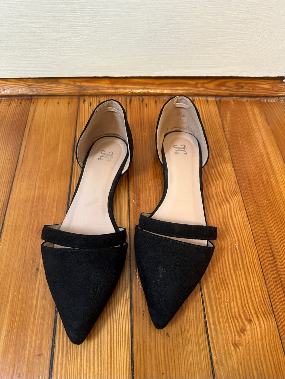 Black Pointed D'Orsay Flats with Front Strap by